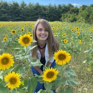 Meet your Posher, Cassie